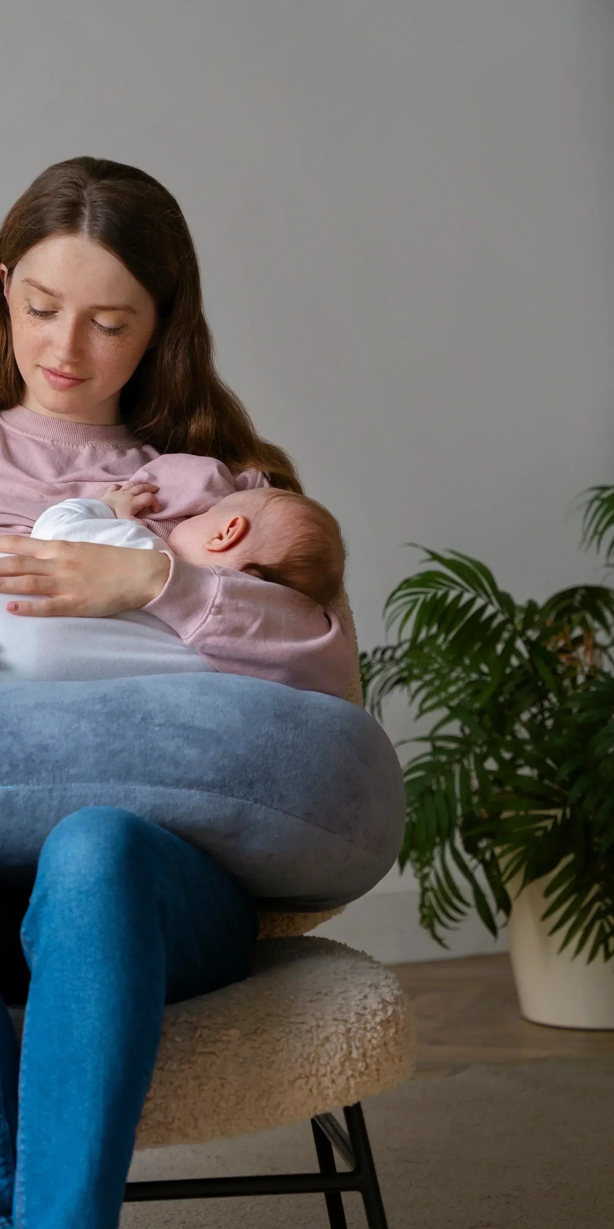 Hormonal Changes & Nutritional Gaps During Lactation: Causes & Solutions